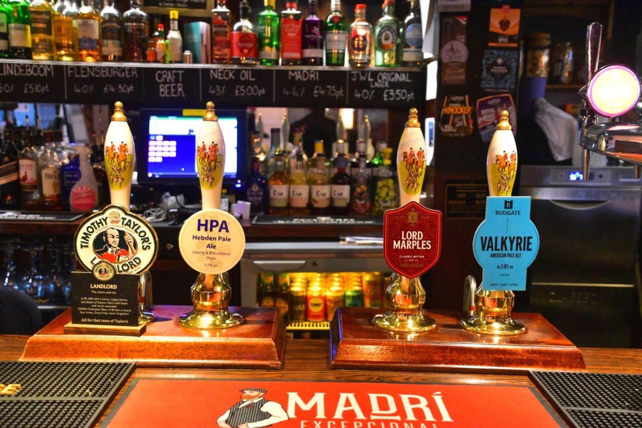 Robin Hood Inn 헵덴브릿지 외부 사진